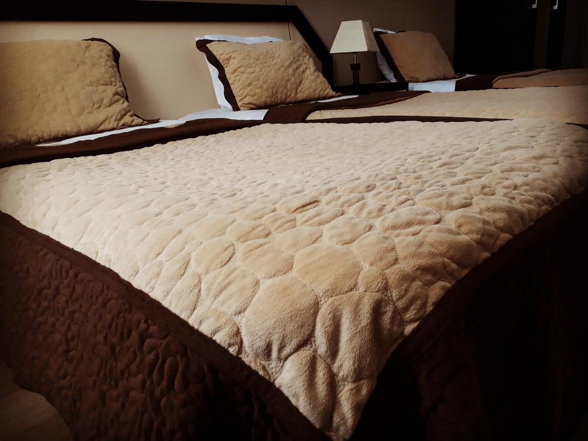 Getaway Hotel Тбилиси Екстериор снимка
