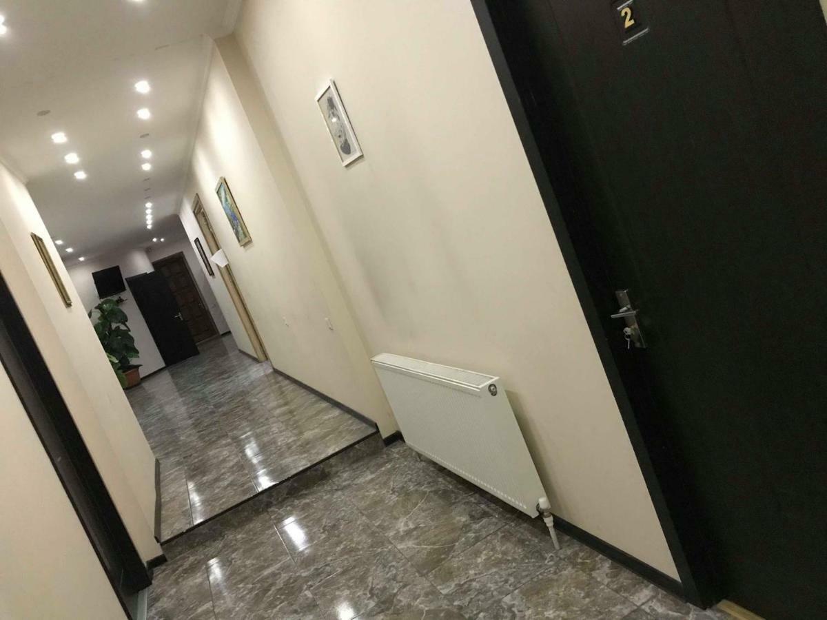 Getaway Hotel Тбилиси Екстериор снимка
