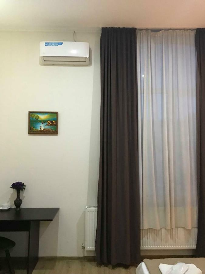 Getaway Hotel Тбилиси Екстериор снимка