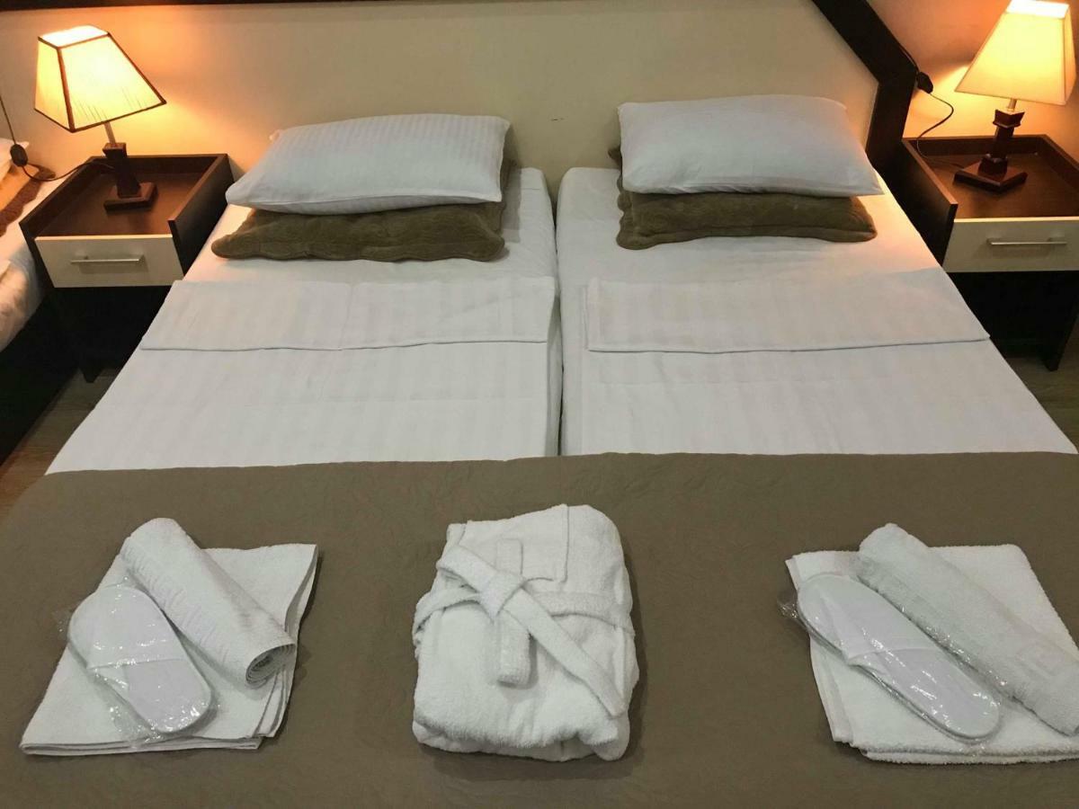 Getaway Hotel Тбилиси Екстериор снимка